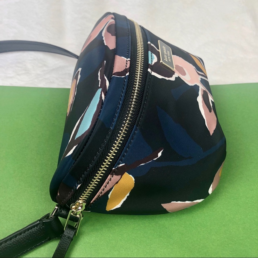 🎉HP🎉NWT Kate Spade Dawn “Paper Rose” Belt Bag - Picture 6 of 11
